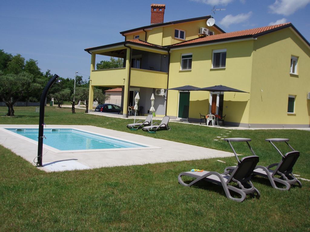 Villanova Apartments Porec Exterior photo