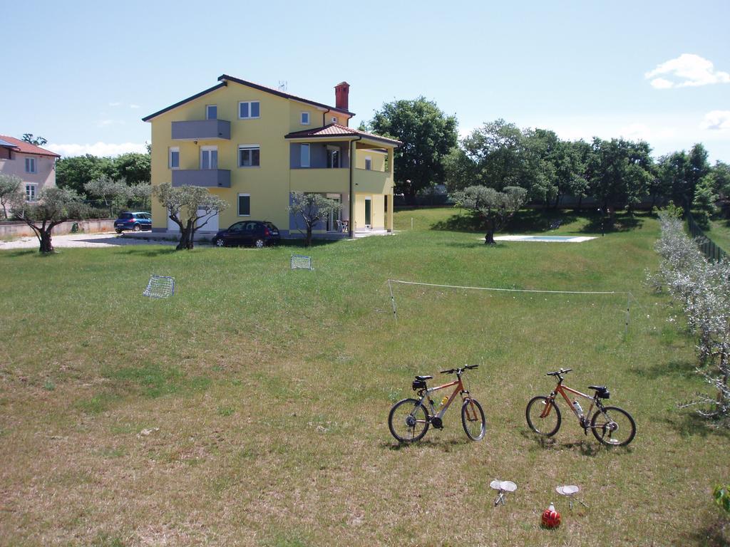 Villanova Apartments Porec Exterior photo