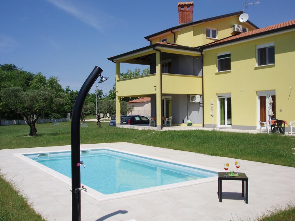Villanova Apartments Porec Exterior photo