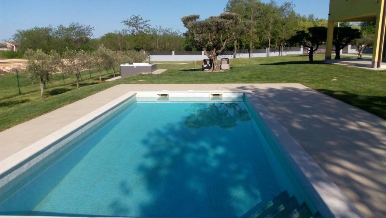 Villanova Apartments Porec Exterior photo